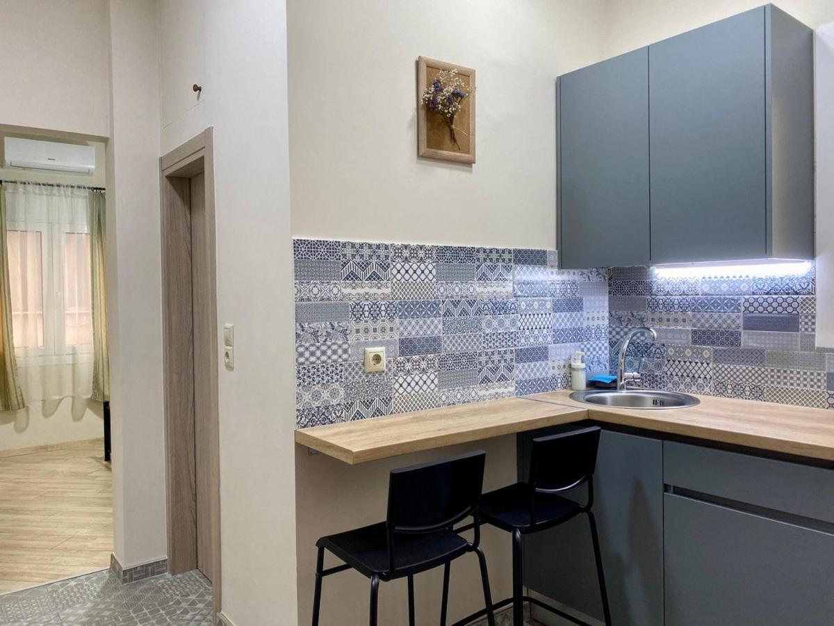 Апартаменты A Modern Flat In The Centre Афины Экстерьер фото